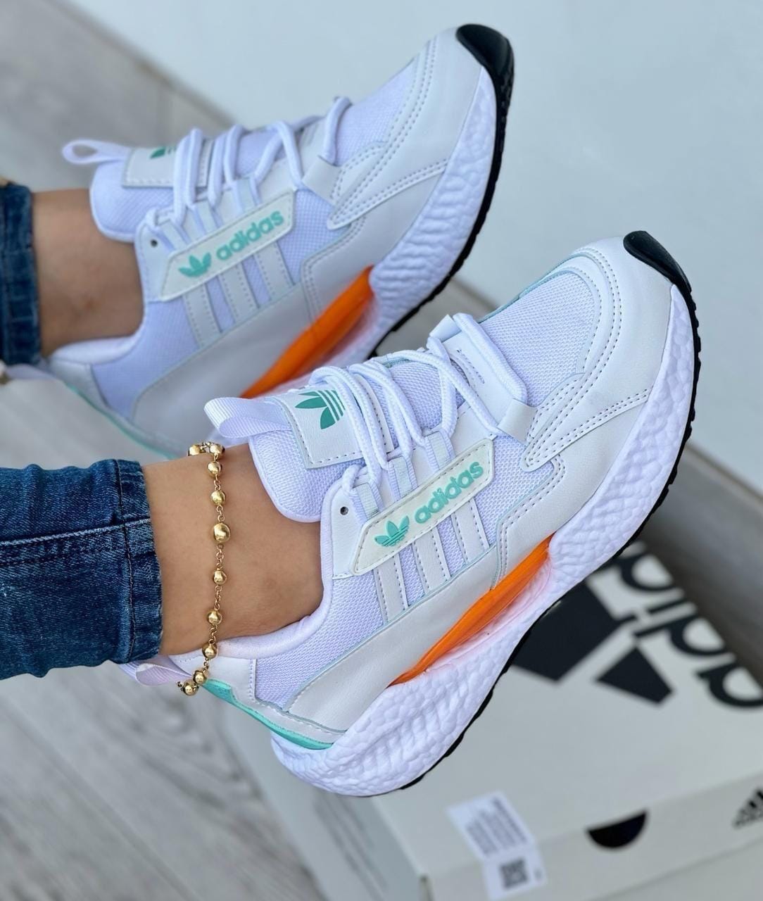 Adidas Stom - Dama