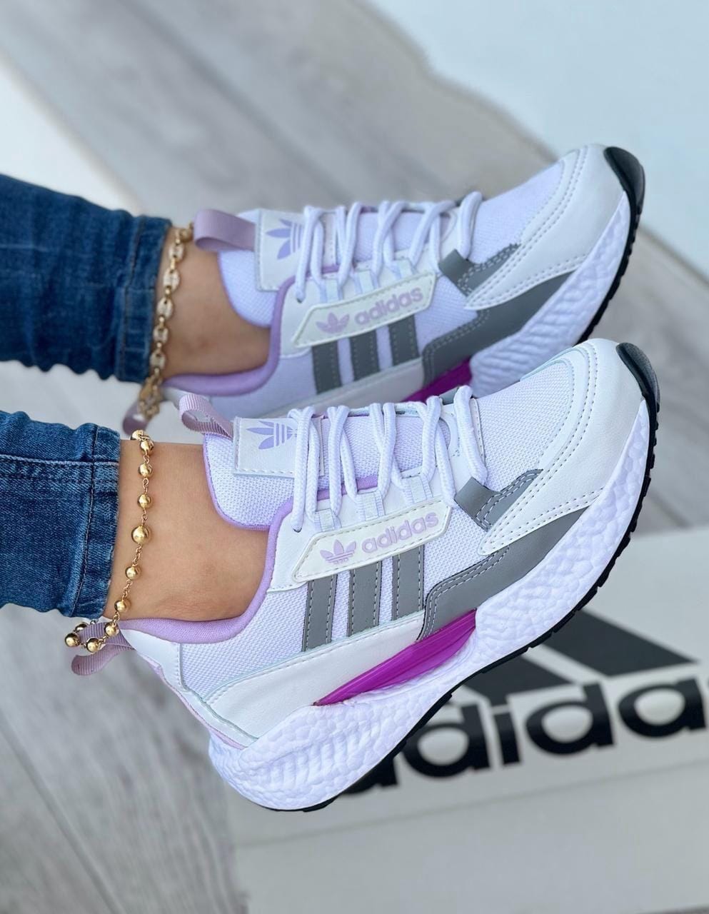Adidas Stom - Dama