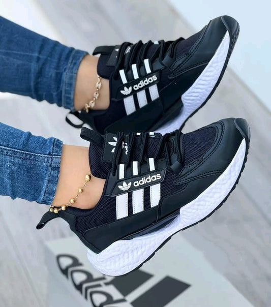 Adidas Stom - Dama