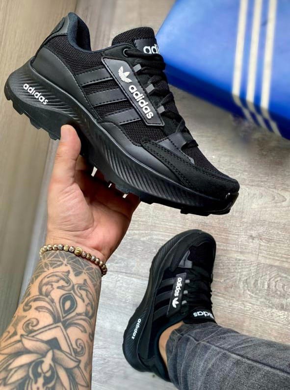 Adidas Pegasus Caballero