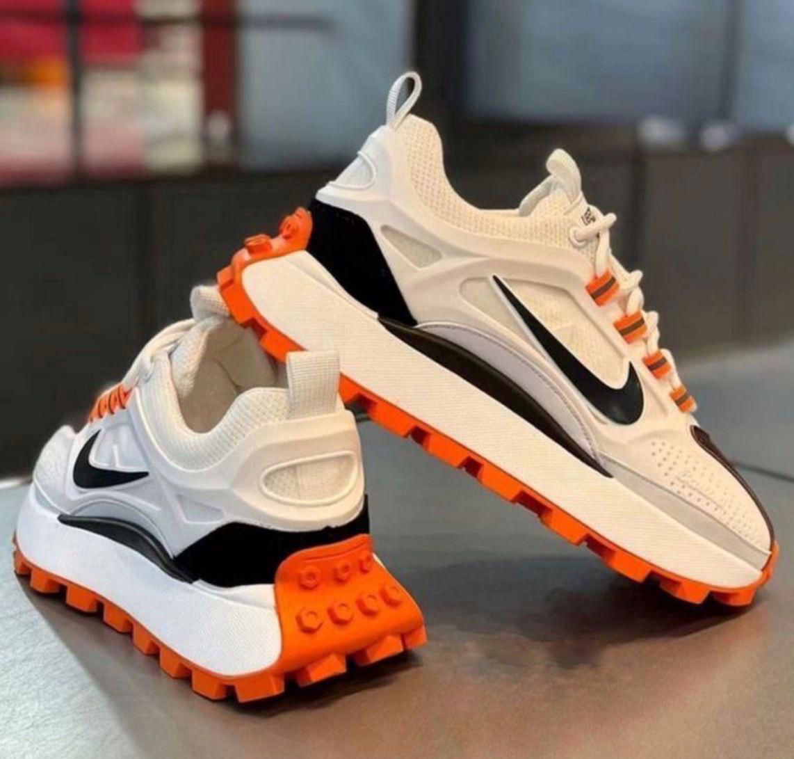 Nike Balleli - Caballero