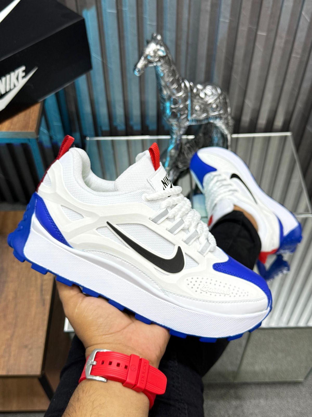 Nike Balleli - Caballero